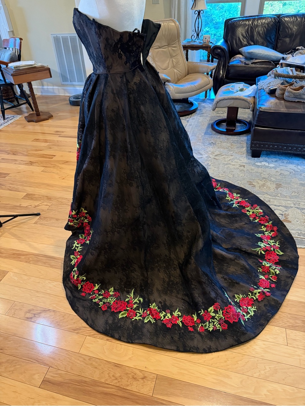 Sherri Hill 51834 High Low Black Lace Embroidered Floral Prom Dress Gown Size 4 - Picture 11 of 15